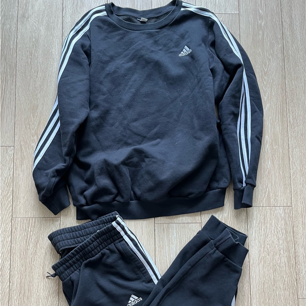 Adidas Sweatshirt and Sweatpants Sweatsuit Tracksuit